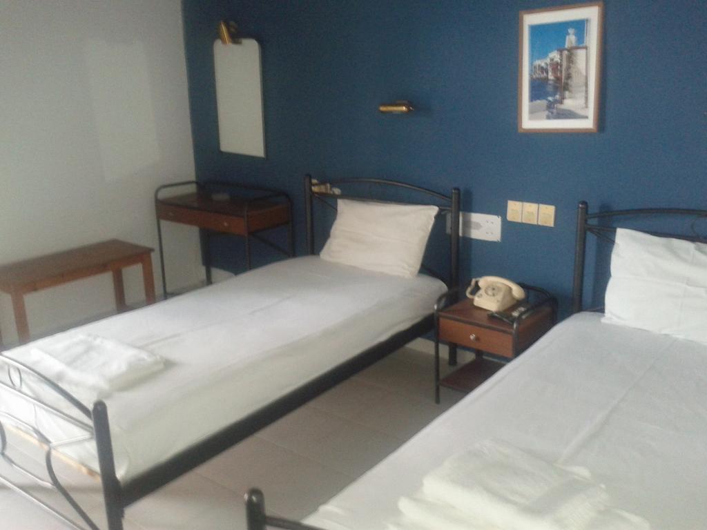 Hotel Tainaro Loutra Edipsou  Habitación foto